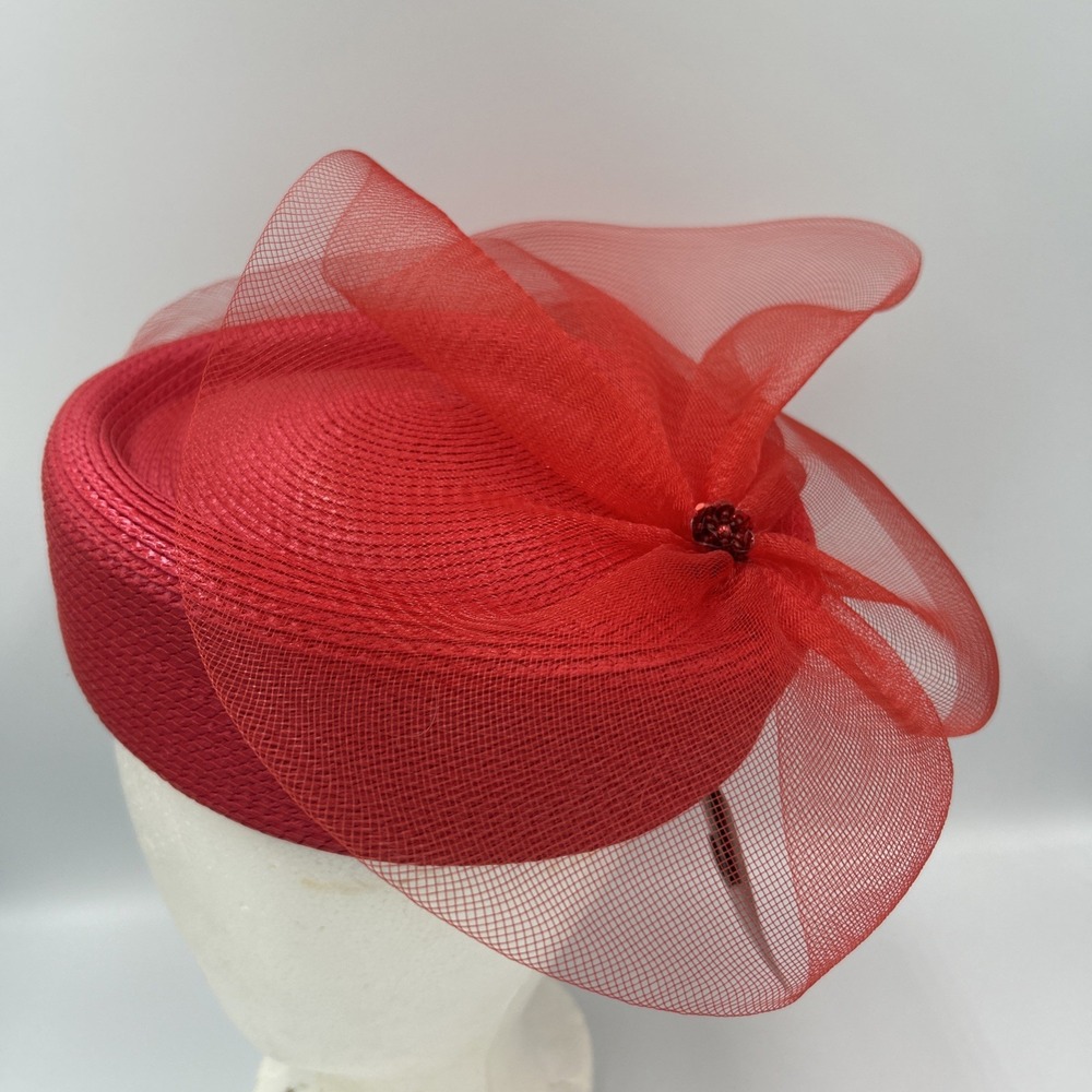 Vibrant Red Fascinator Hat Derby Tulle Bow Bead Church Formal Wedding Tea Party